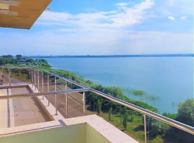 North Club Apartments Mamaia