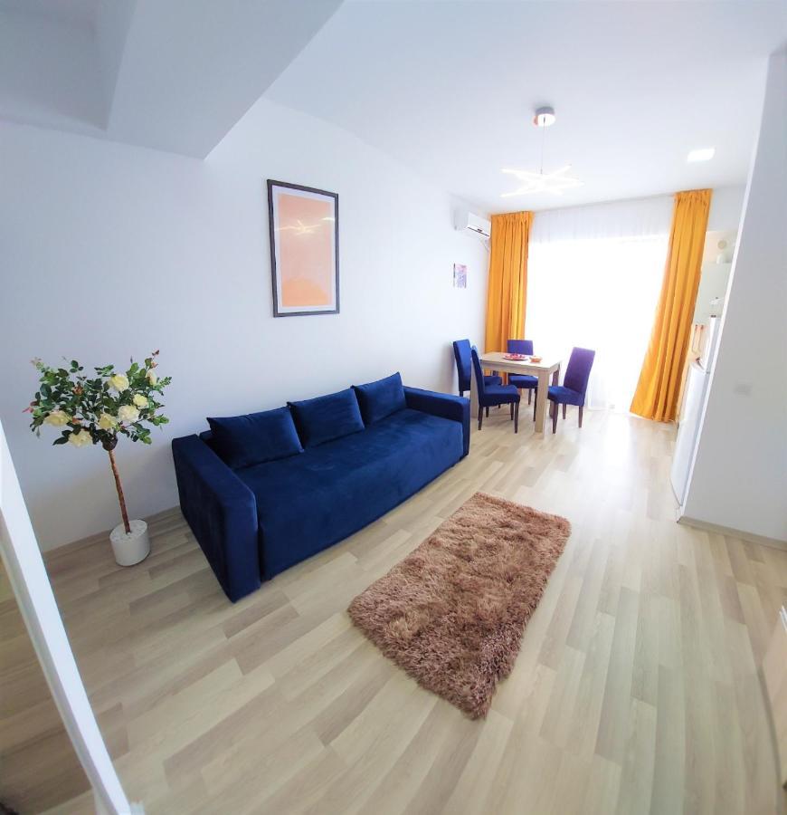 Apartment North Club *