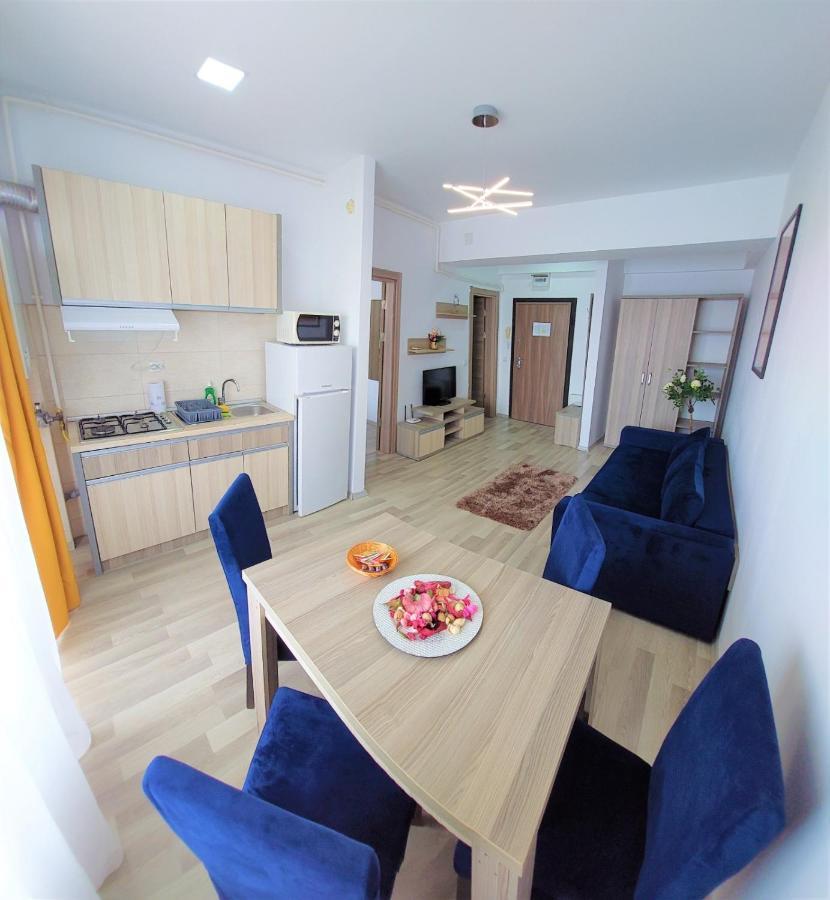 Apartment North Club *